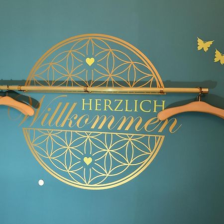 Ferienwohnung Am Rathenauplatz Oberhausen  Esterno foto