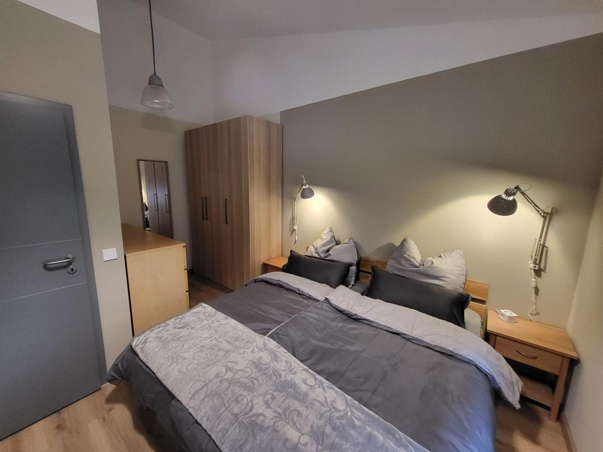 Ferienwohnung Am Rathenauplatz Oberhausen  Esterno foto